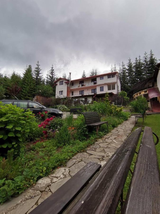 Pensiunea Lu' Movila Дурау Екстер'єр фото